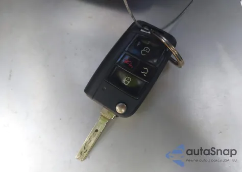 2019 Volkswagen Jetta 1.4T R-Line/1.4T S/1.4T Se из США, поврежденный, VIN 3VWC57BU7KM118230